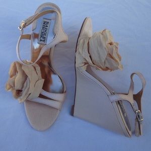 Badgley Mischka Indi Wedge